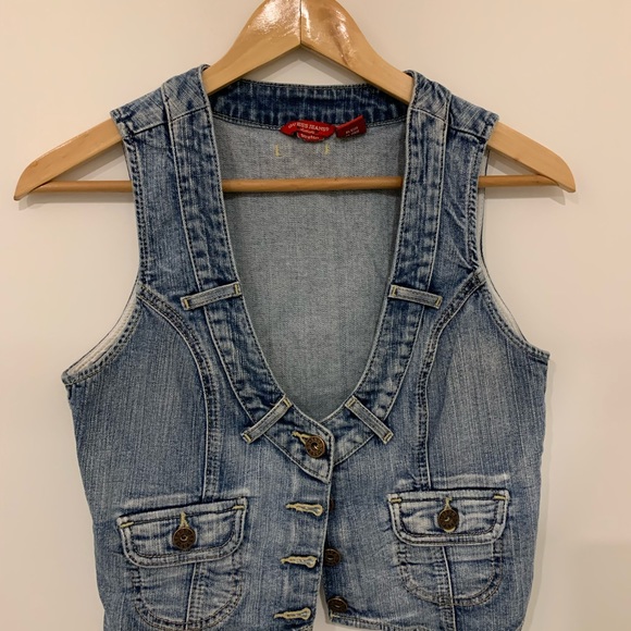 Guess vest - Picture 1 of 3